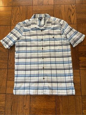 Patagonia A/C Short-Sleeve Plaid Button-Down Shirt in Blue and White